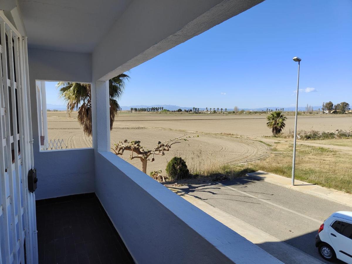 Eucaliptus, Bonito Piso A Pocos Pasos De La Playa Delta De L'Ebre Apartment L'Eucaliptus Bagian luar foto